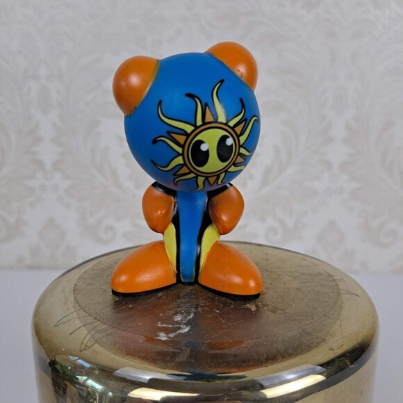 Mattel Radica UB Funkey Docking Station Bases (2) and 6 Funkey Characters - Picture 15 of 16